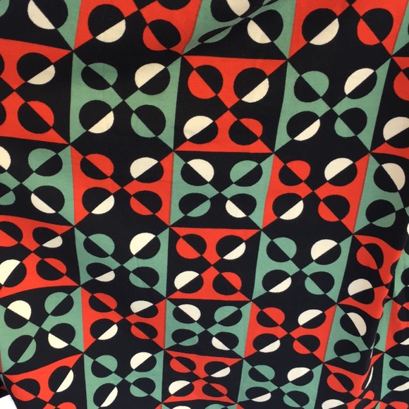 NWT Lularoe XS Madison skirt W/ pockets - Picture 2 of 6